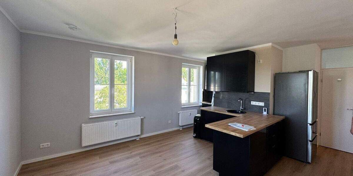 Etagenwohnung Chemnitz Zentrum - 4 Zimmer, 82 m&sup2;, 129.500&euro; | Angebot:25690197