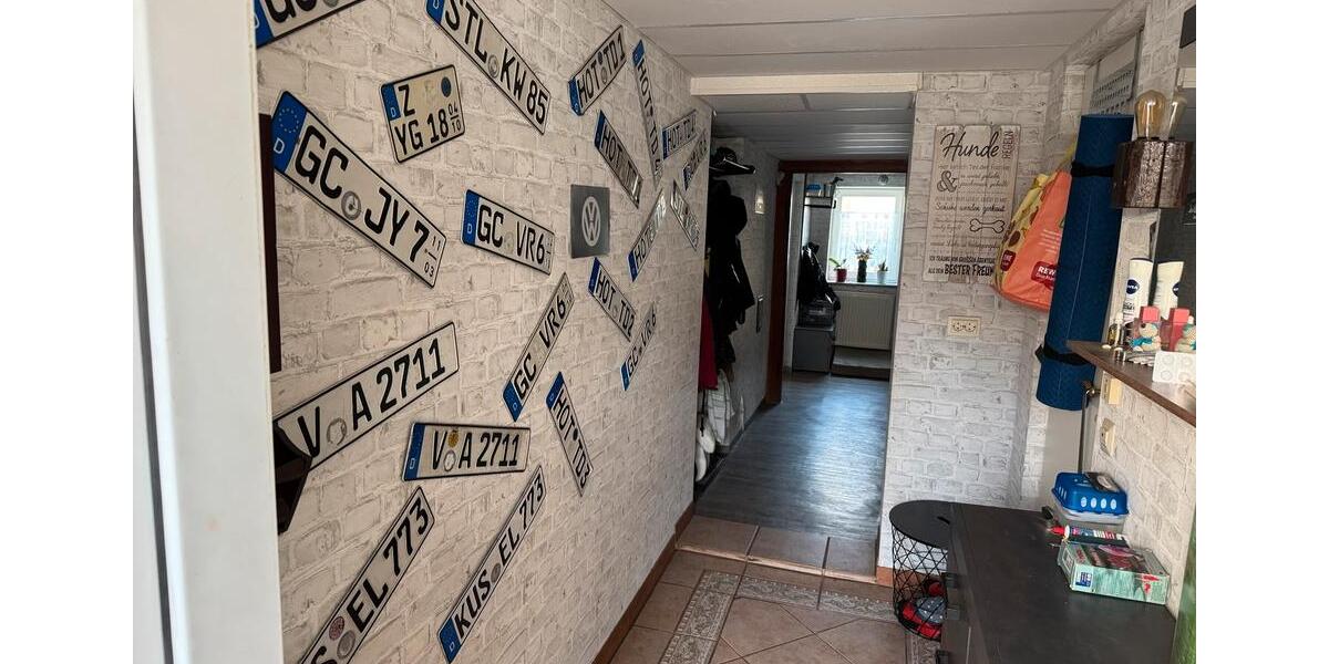 Einfamilienhaus Oberlungwitz - 7 Zimmer, 161 m&sup2;, 155.000&euro; | Angebot:26866100