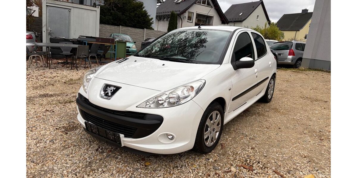 Peugeot 206 141.500 km 2.900 &euro; Chemnitz 09114