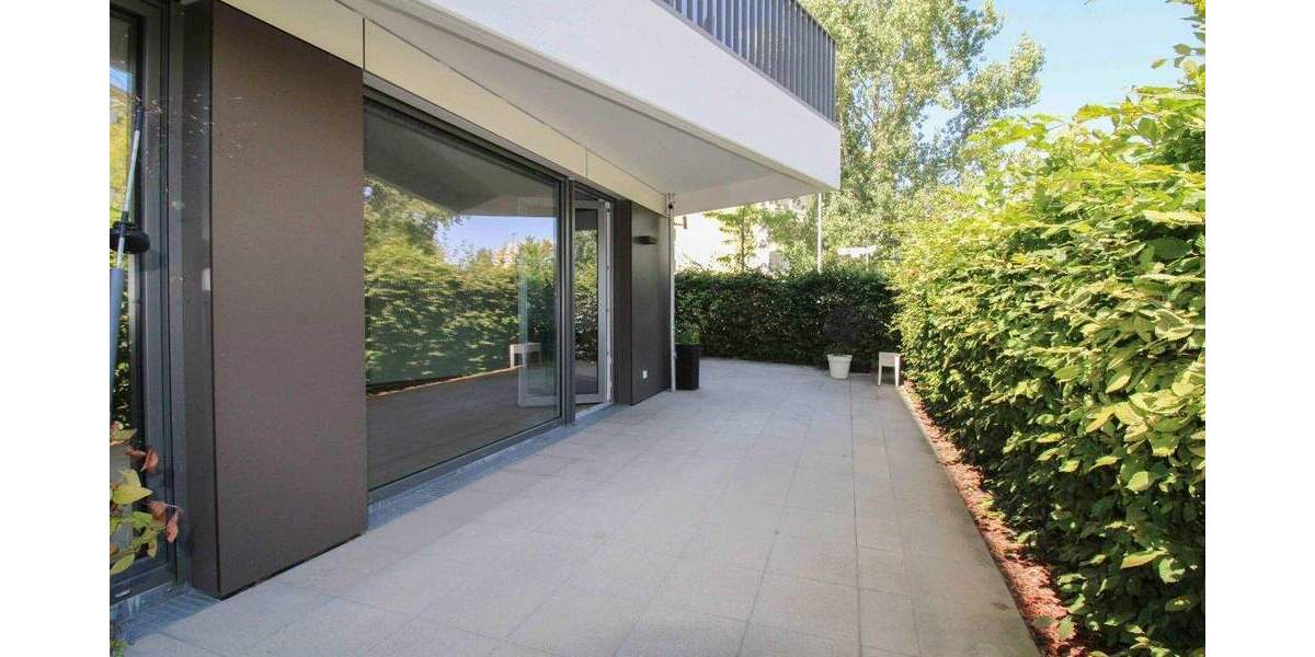 Exklusive 4- Zimmer-Wohnung mit 40m² großer Südterrasse u. Tiefgaragenstellplatz in Chemnitz Hutholz 4 zimmer