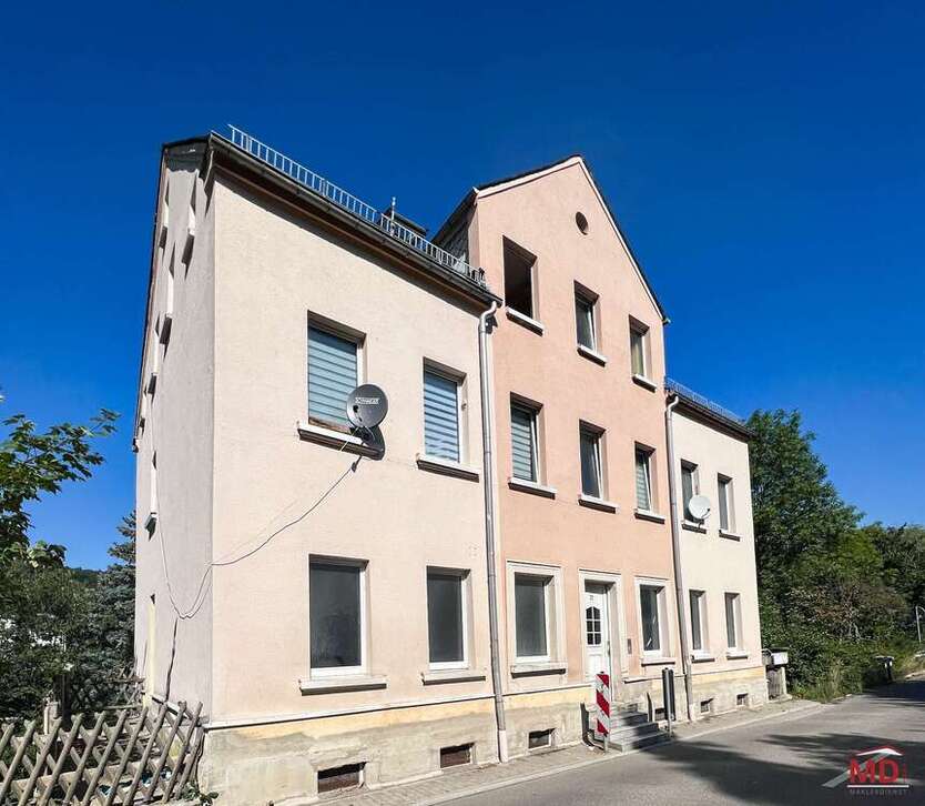 Haus zum Kaufen in Oelsnitz 135.000 € 267 m²