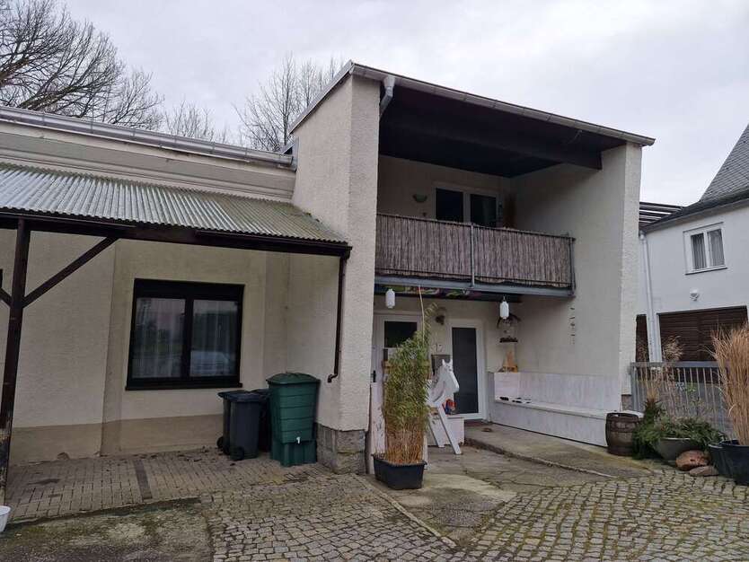 Haus zum Kaufen in Lichtenstein 95.000 € 142.6 m²