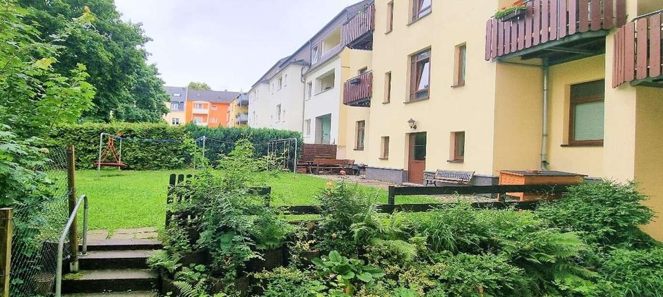 Dachgeschoßwohnung Chemnitz Ebersdorf - 3 Zimmer, 77 m&sup2;, 380&euro; | Angebot:23228002