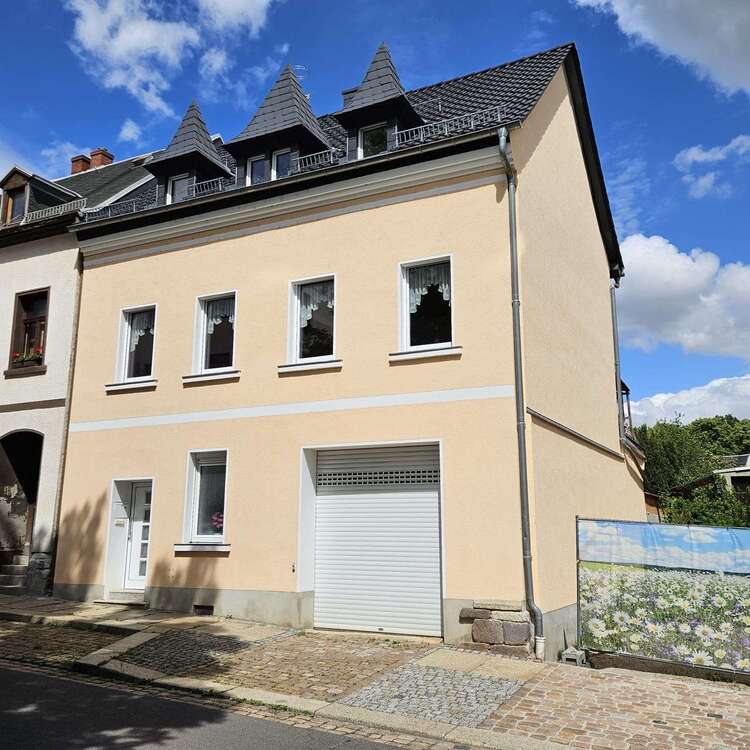 Haus zum Kaufen in Meerane 220.000 € 177 m²