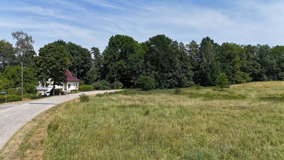 Grundstück zu verkaufen in Niederschöna Kleinschirma 131.920 € 776 m² - Grundstück Niederschöna / Kleinschirma Kleinschirma | Angebot:27212105