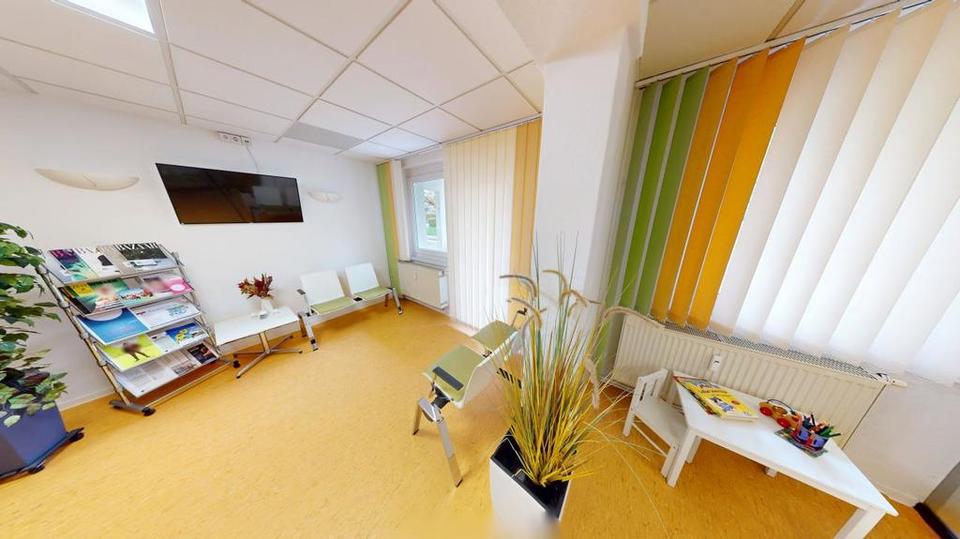 Moderne und voll ausgestattete Praxisfläche zimmer