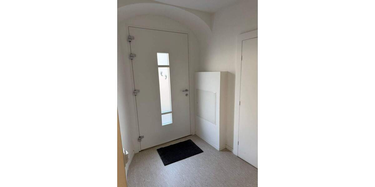 Reihenmittelhaus Hartha - 6 Zimmer, 77 m&sup2;, 130.000&euro; | Angebot:25742152