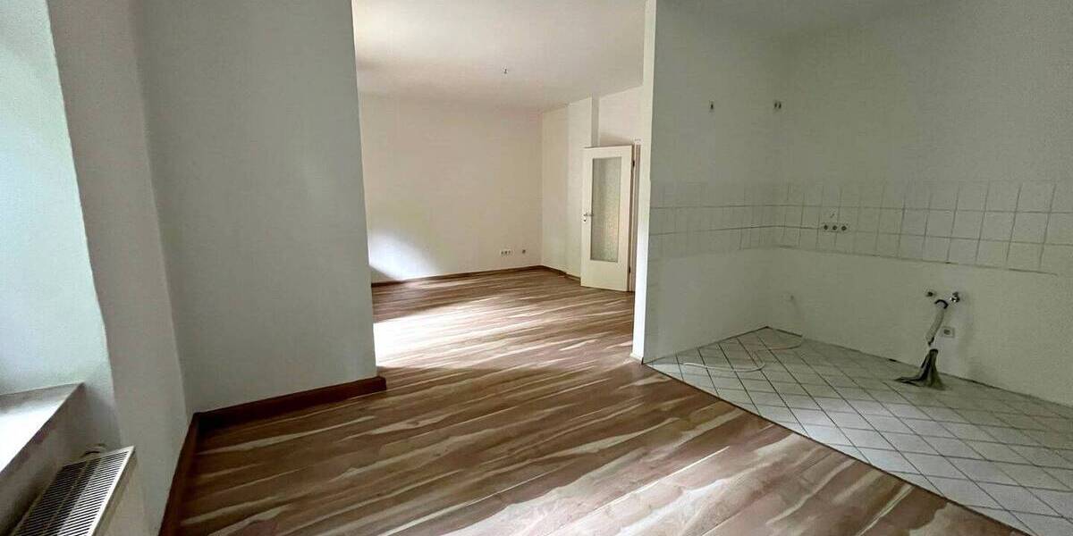 Etagenwohnung Chemnitz Kaßberg - 3 Zimmer, 86 m&sup2;, 520&euro; | Angebot:26834652