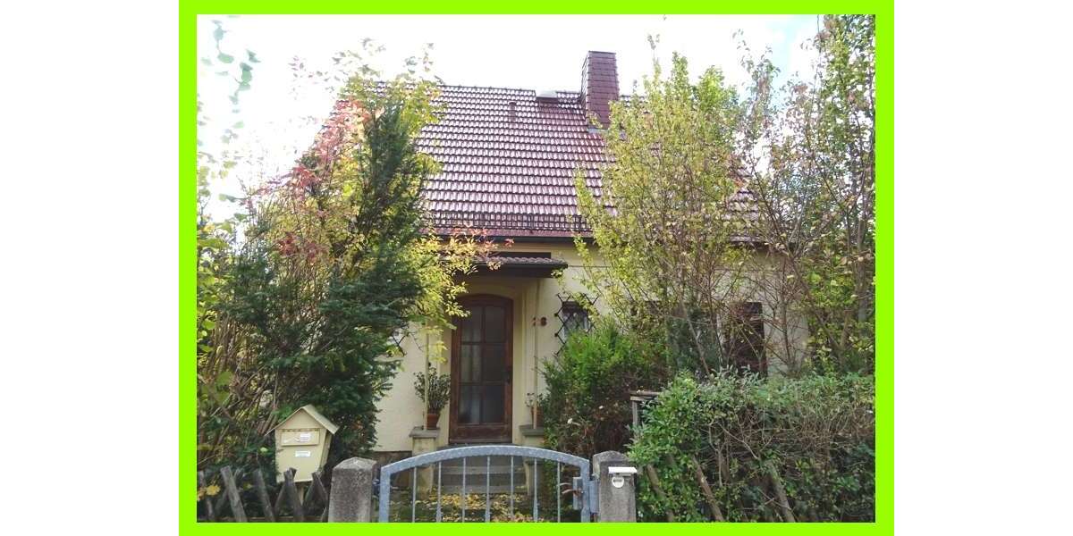 Einfamilienhaus Glauchau - 4 Zimmer, 95 m&sup2;, 140.000&euro; | Angebot:24422488