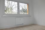 Etagenwohnung Chemnitz Helbersdorf - 4 Zimmer, 70 m&sup2;, 400&euro; | Angebot:26586582