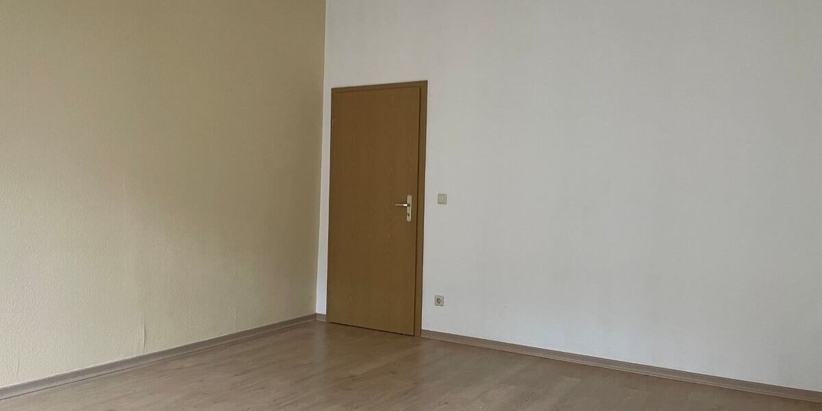 JETZT in EIGENTUM investieren! Wohnung mit Balkon und Tageslicht-Bad in der 1. Etage! 3 zimmer