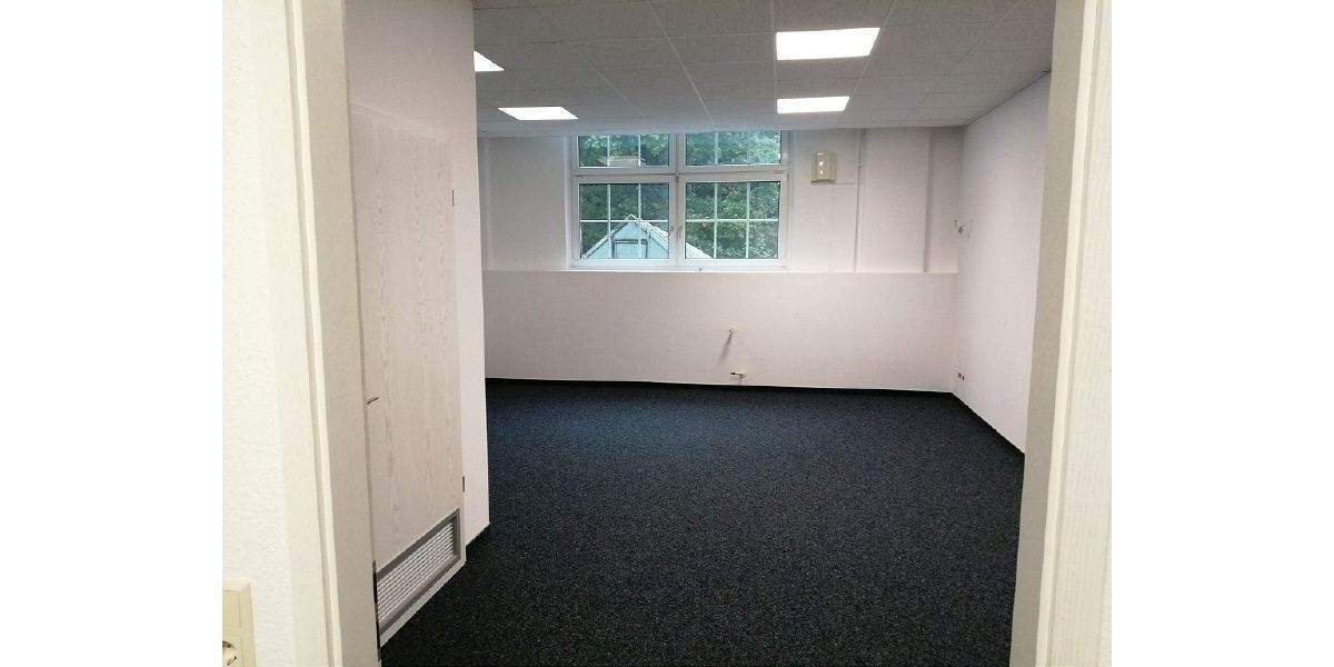 Gewerbeobjekt Chemnitz Einsiedel - 1 Zimmer, 69 m&sup2;, 345&euro; | Angebot:25820416