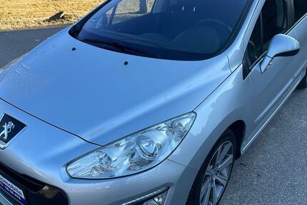 Peugeot 308 123.000 km 3.700 &euro; Röhrsdorf Chemnitz 09247