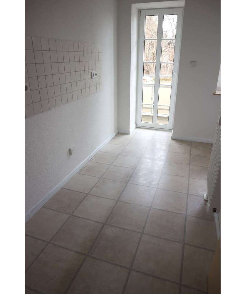 Wohnung zum Mieten in Chemnitz 220 € 38.8 m²