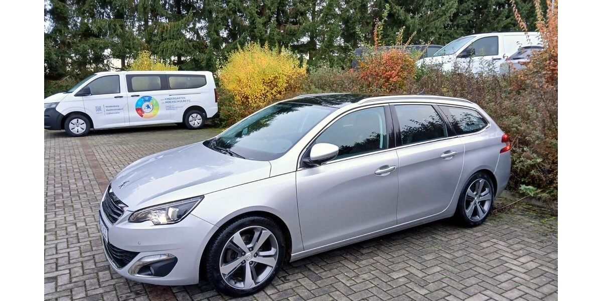 Peugeot 308 98.000 km 8.490 &euro; Waldenburg 08396