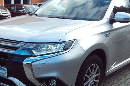 Mitsubishi Outlander 81.872 km 13.999 € Chemnitz 09114