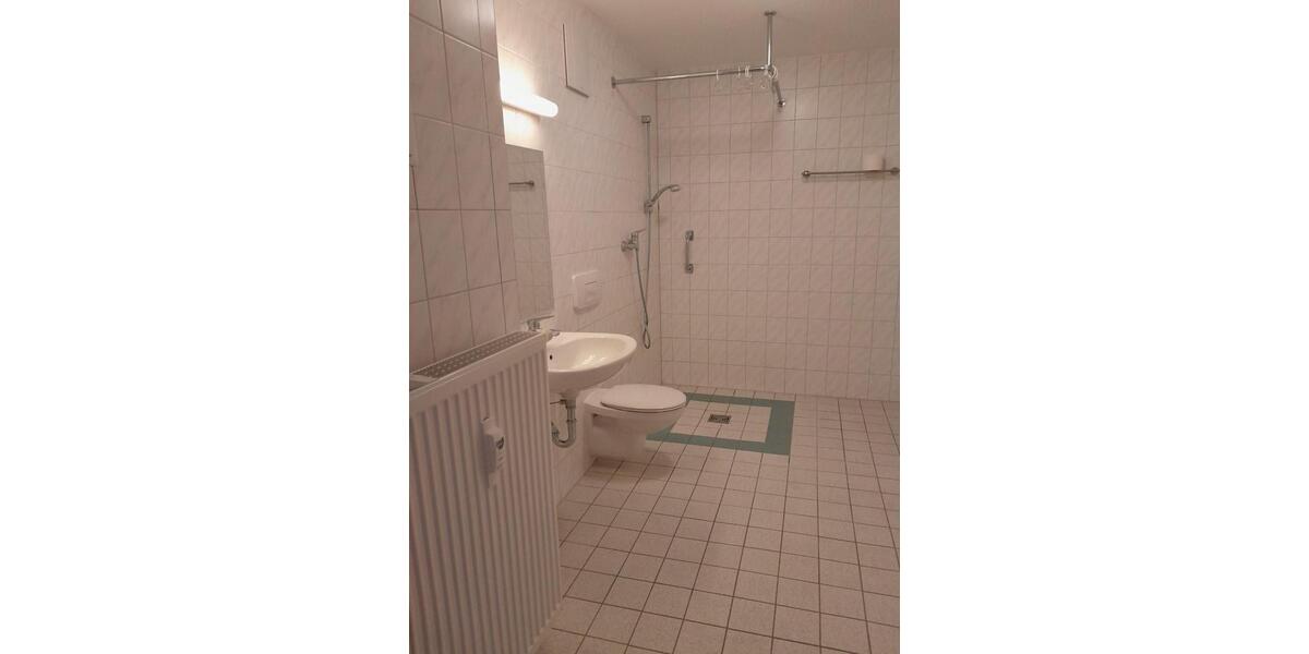 Etagenwohnung Stollberg (Erzgebirge) - 2 Zimmer, 45 m&sup2;, 305&euro; | Angebot:24864322