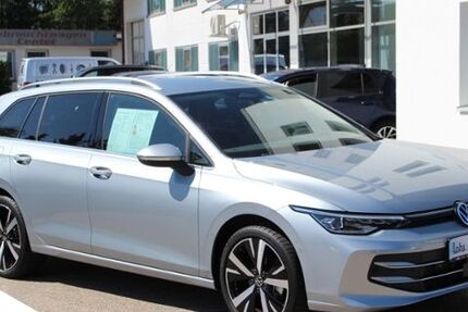 VW Golf 9.213 km 33.779 &euro; Limbach-Oberfrohna 09212