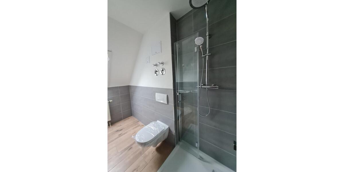 Etagenwohnung Glauchau - 2 Zimmer, 48 m&sup2;, 54.500&euro; | Angebot:24975976