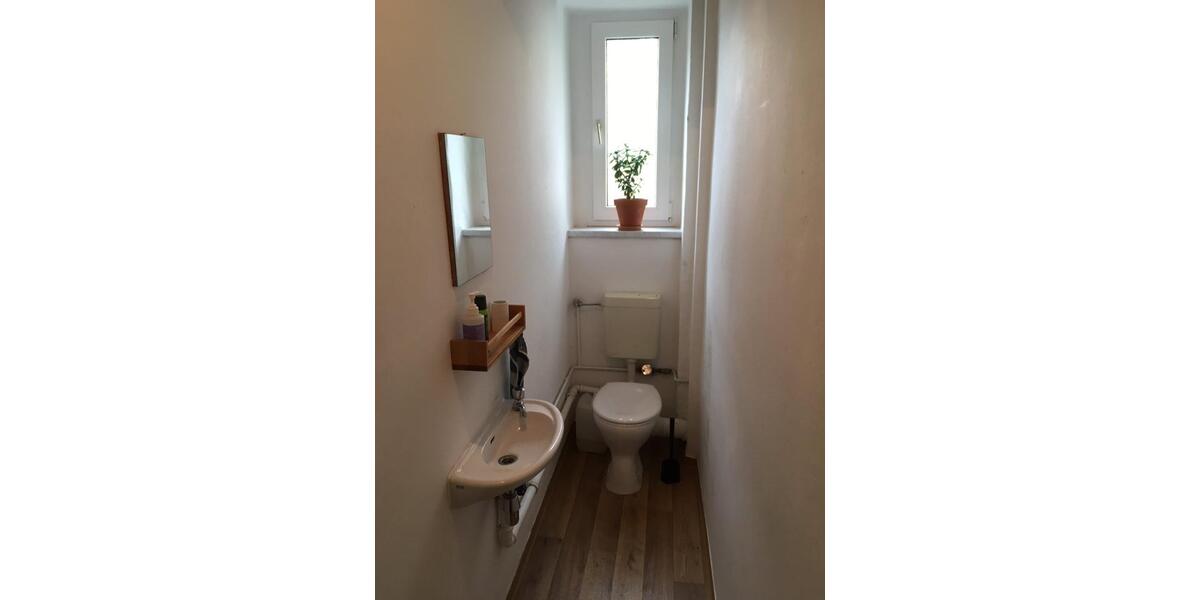 Etagenwohnung Chemnitz Kapellenberg - 1 Zimmer, 59 m&sup2;, 330&euro; | Angebot:25918846