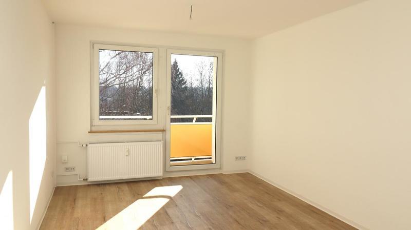 Etagenwohnung Chemnitz Kapellenberg - 3 Zimmer, 58 m&sup2;, 348&euro; | Angebot:26561125