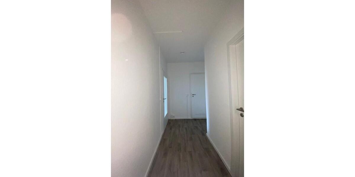 Etagenwohnung Chemnitz Markersdorf - 3 Zimmer, 69 m&sup2;, 375&euro; | Angebot:26193268