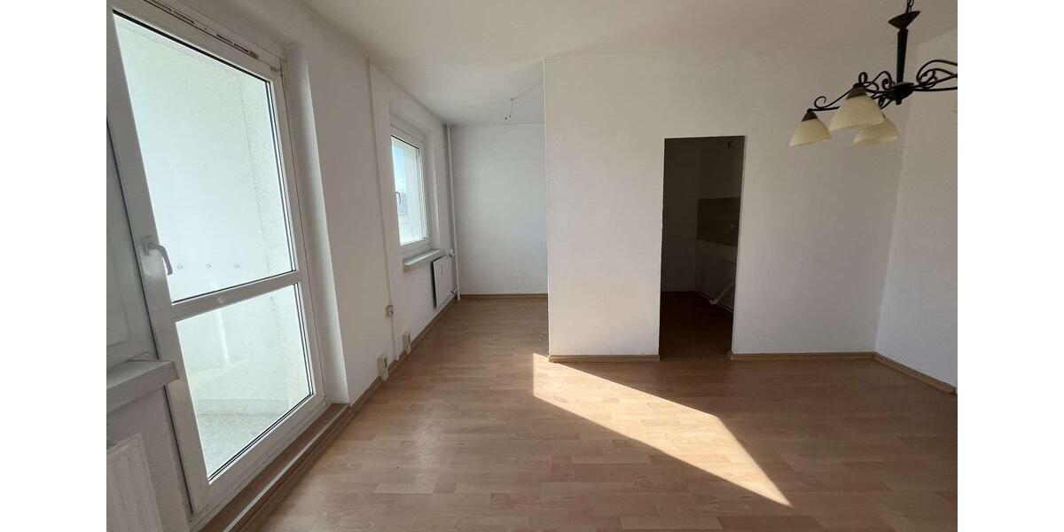 Erdgeschoßwohnung Hainichen - 1 Zimmer, 34 m&sup2;, 200&euro; | Angebot:26086388