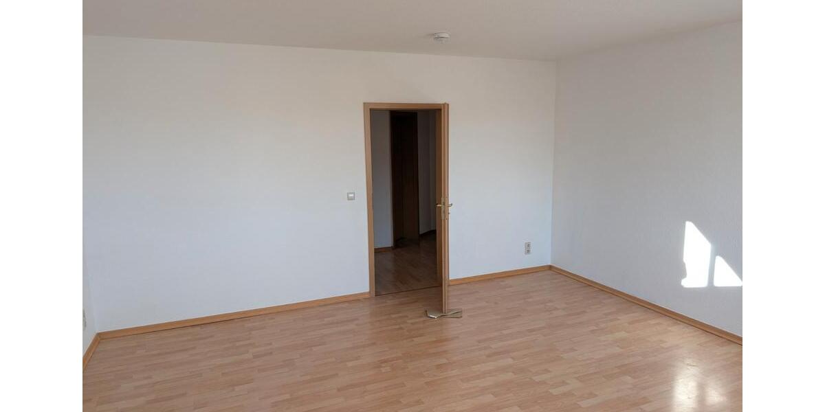 Dachgeschoßwohnung Chemnitz Kapellenberg - 3 Zimmer, 75 m&sup2;, 62.800&euro; | Angebot:26926346