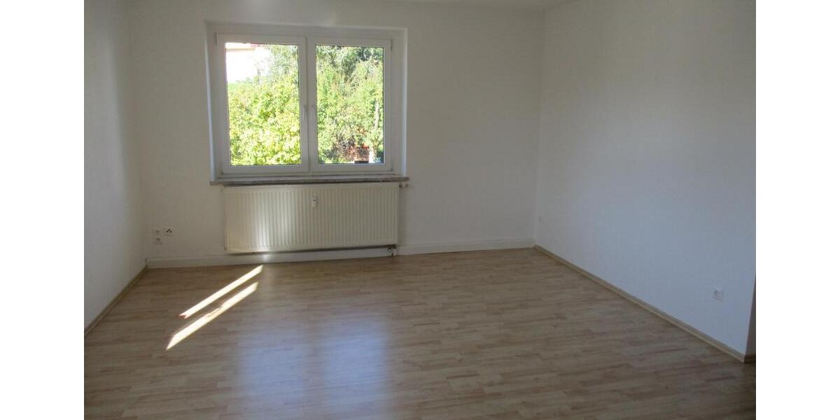 Individuell gestaltete 2-Raum-Wohnung mit schöner Aussicht in Lengefeld, OT Wünschendorf zur Vermietung 2 zimmer