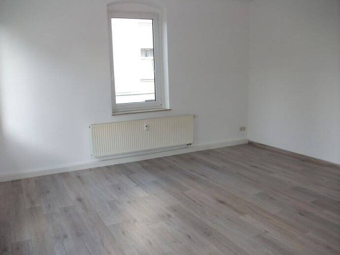 Etagenwohnung Chemnitz Harthau - 1 Zimmer, 41 m&sup2;, 225&euro; | Angebot:26696142