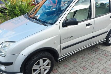 Suzuki Ignis 175.000 km 1.990 &euro; Chemnitz 09114