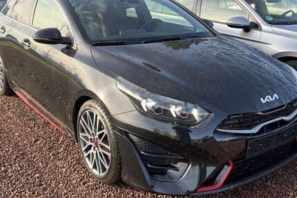 Kia pro ceed / ProCeed 31.000 km 29.999 &euro; Chemnitz - Mittelbach 09224