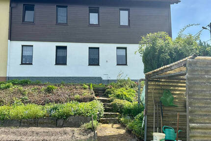 Einfamilienhaus mit Garage, Kamin & Pool in Waldrandlage: Reihenendhaus in Witzschdorf bei Chemnitz 7 zimmer