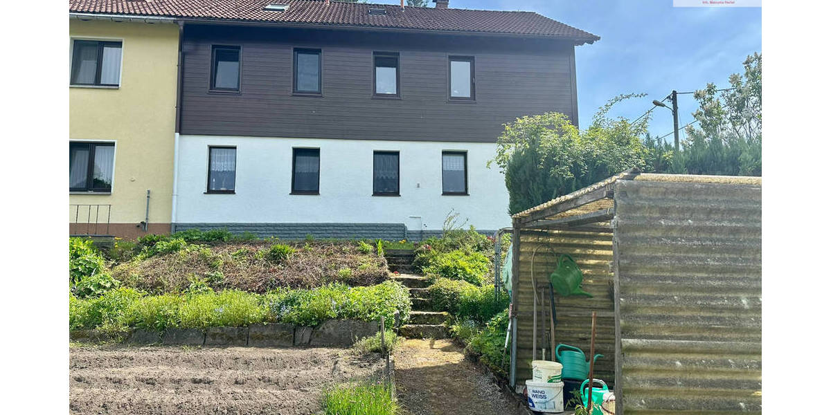 Einfamilienhaus mit Garage, Kamin & Pool in Waldrandlage: Reihenendhaus in Witzschdorf bei Chemnitz 7 zimmer