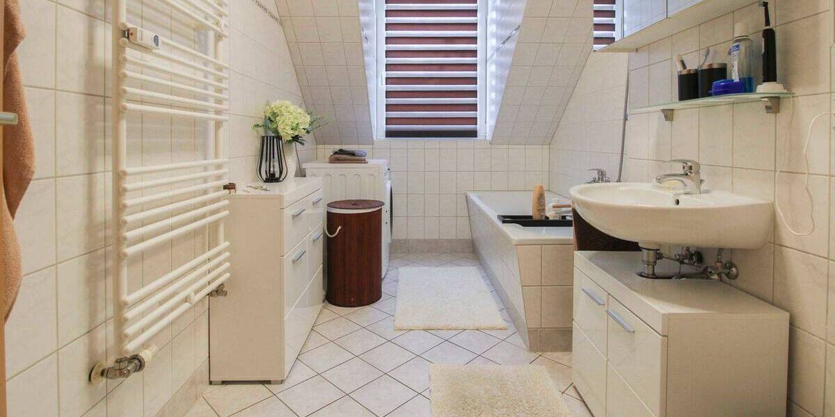 Etagenwohnung Chemnitz Kaßberg - 3 Zimmer, 70 m&sup2;, 79.900&euro; | Angebot:26542715