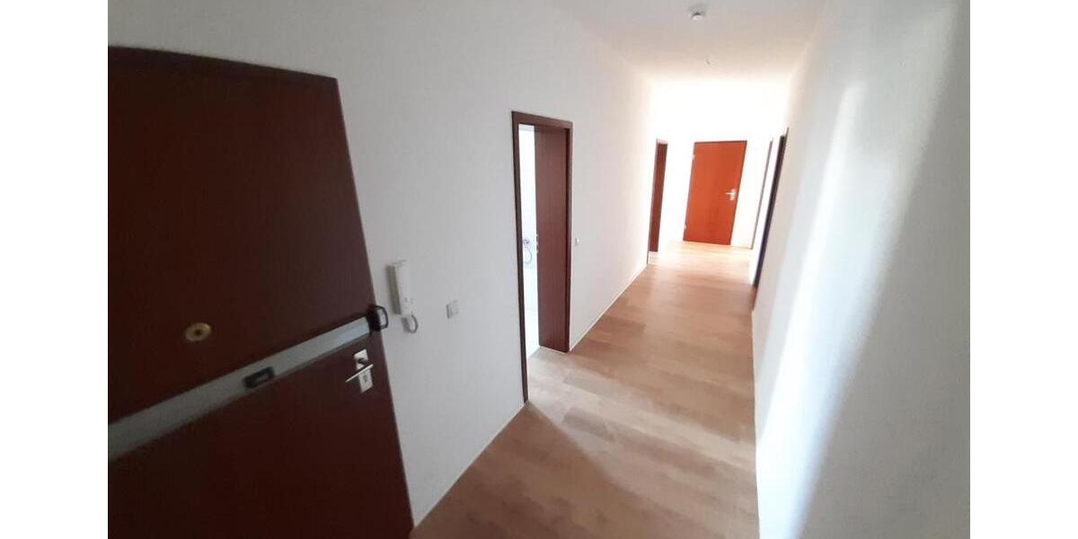 Etagenwohnung Chemnitz Ebersdorf - 3 Zimmer, 88 m&sup2;, 308&euro; | Angebot:25181803