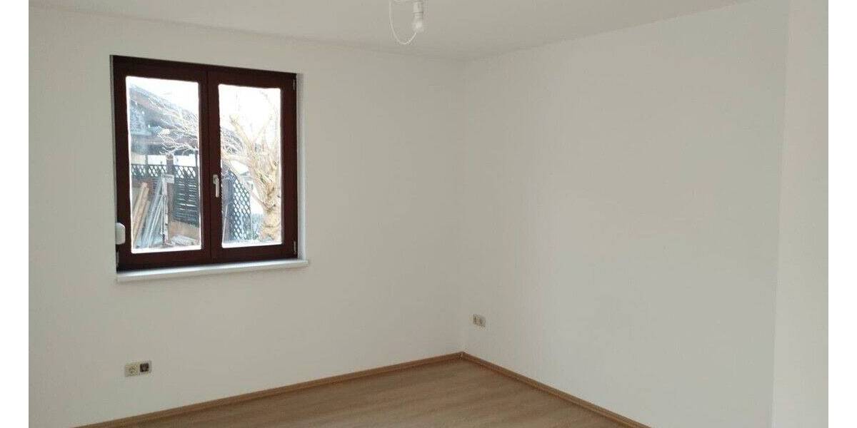 2-Raum Wohnung im Zentrum von Hartenstein! 2 zimmer