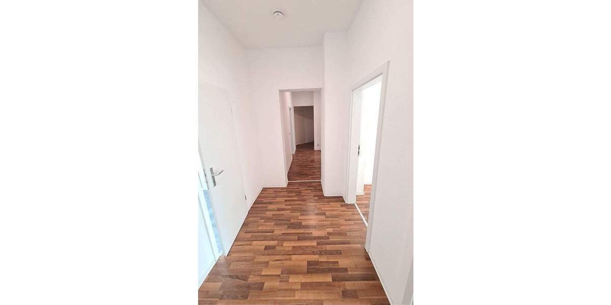 Etagenwohnung Chemnitz Hilbersdorf - 4 Zimmer, 80 m&sup2;, 410&euro; | Angebot:26290756