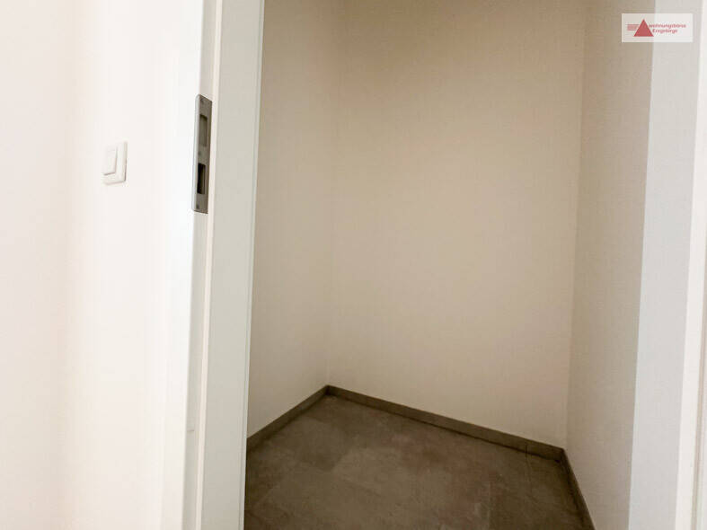 1 MONAT KALTMIETFREI! Komfortwohnung - 3,5-Raum mit Balkon und Fußbodenheizung neu saniert 3 zimmer