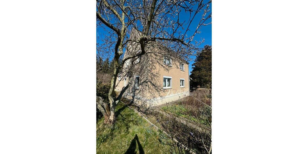 Einfamilienhaus Hohenstein-Ernstthal Ernstthal - 10 Zimmer, 140 m&sup2;, 66.000&euro; | Angebot:21974079