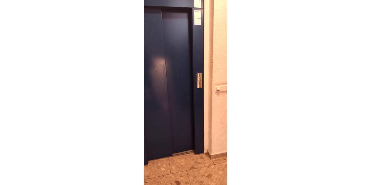 Etagenwohnung Chemnitz - 1 Zimmer, 33 m&sup2;, 43.500&euro; | Angebot:27298154