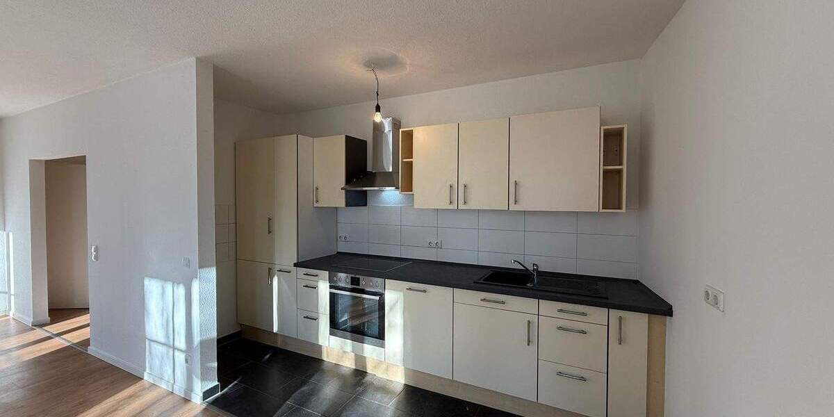 Etagenwohnung Chemnitz Sonnenberg - 4 Zimmer, 98 m&sup2;, 660&euro; | Angebot:25314090