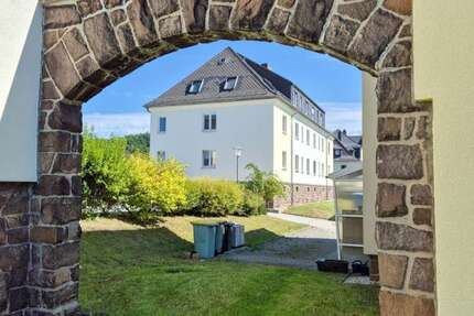 Wohnung Hohenstein-Ernstthal Ernstthal - 3 Zimmer, 82 m&sup2;, 596&euro; | Angebot:27100813