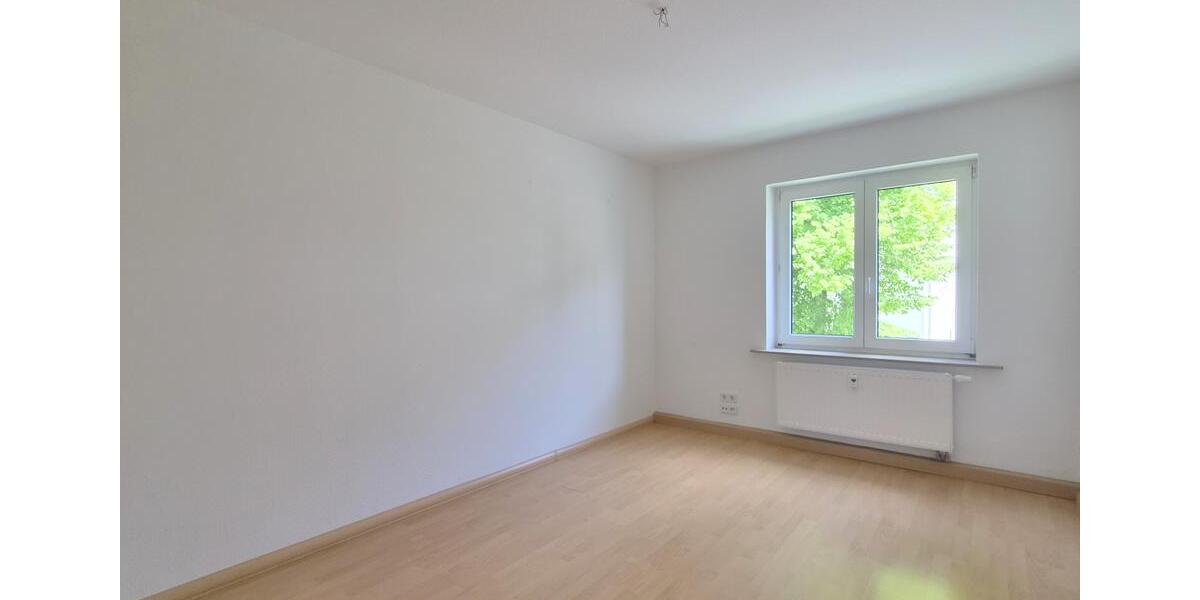 Etagenwohnung Chemnitz Ebersdorf - 2 Zimmer, 59 m&sup2;, 335&euro; | Angebot:26645166