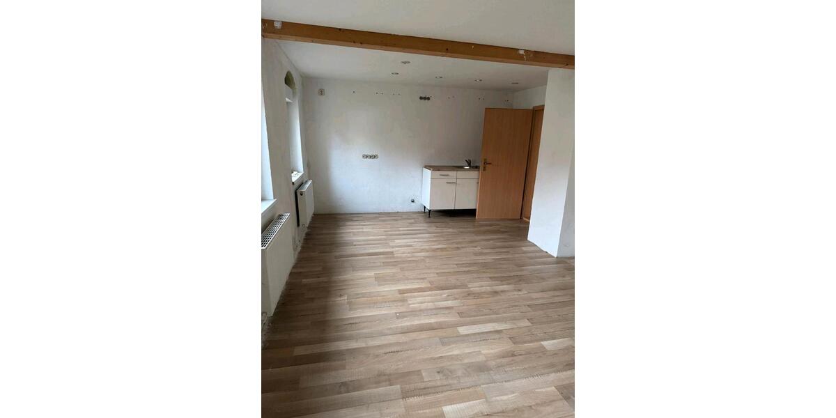 Einfamilienhaus Hainichen - 2 Zimmer, 110 m&sup2;, 95.000&euro; | Angebot:26748641