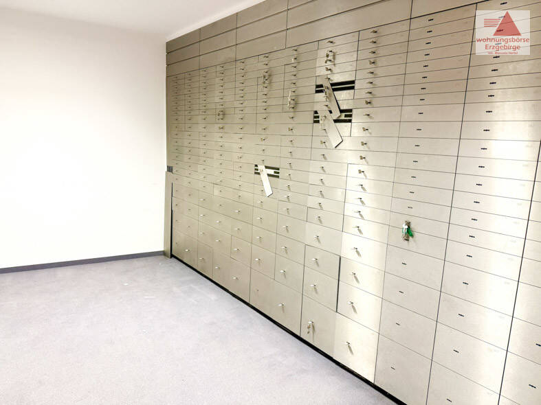 Gewerbeobjekt Elterlein - 6 Zimmer, 344 m&sup2;, 1.100&euro; | Angebot:25688274