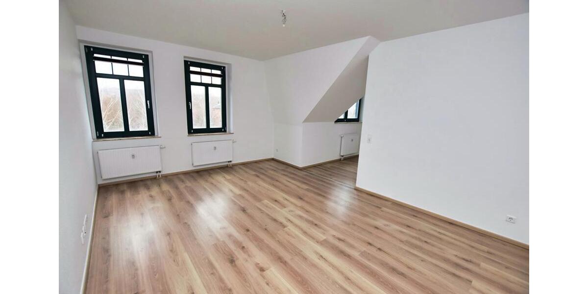 Dachgeschoßwohnung Chemnitz Altendorf - 2 Zimmer, 55 m&sup2;, 330&euro; | Angebot:26263479