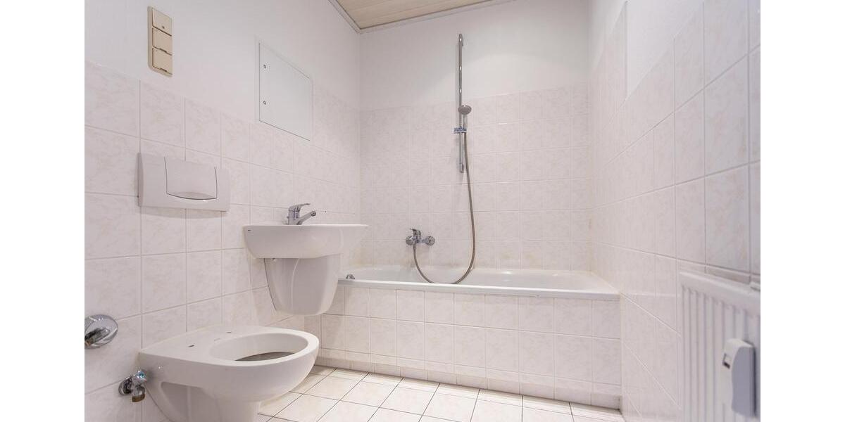 Etagenwohnung Chemnitz Klaffenbach - 4 Zimmer, 69 m&sup2;, 351&euro; | Angebot:22023301