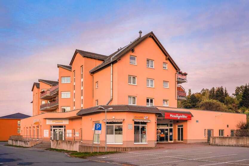 Einzelhandel in StollbergErzgeb. 536 € 67 m²