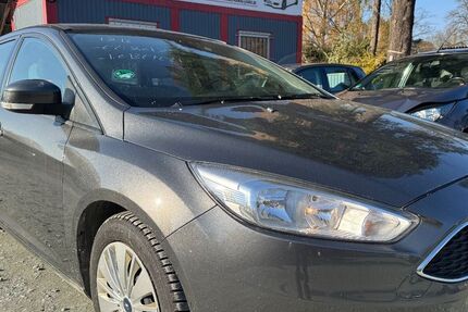 Ford Focus 166.443 km 4.499 &euro; Chemnitz 09125